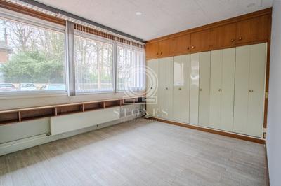 Bureau - 142 m² - 6 pièces