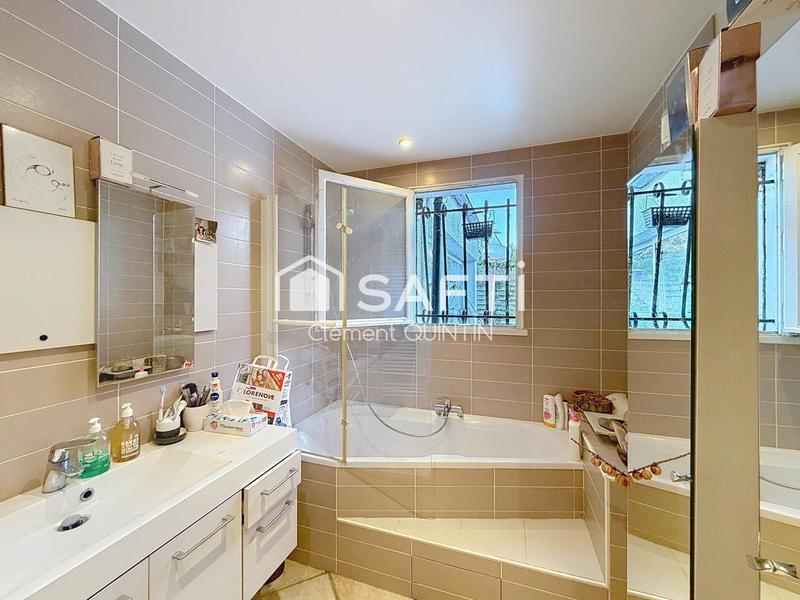 Maison - 160 m² - 7 pièces