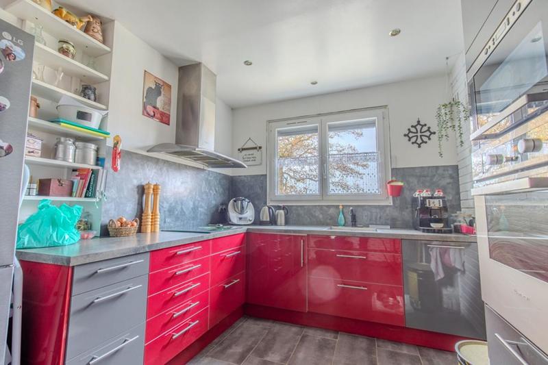 Maison - 188 m² - 9 pièces