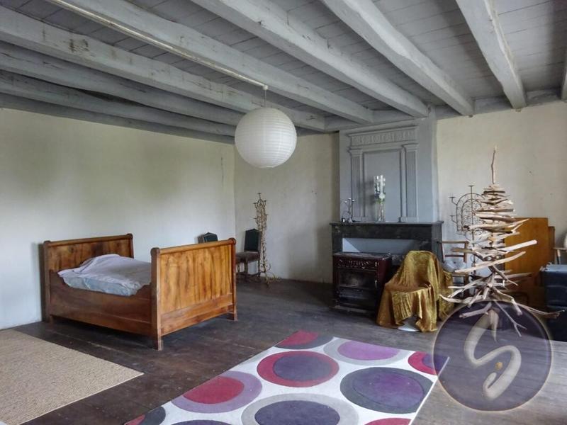 Maison - 327 m² - 9 pièces