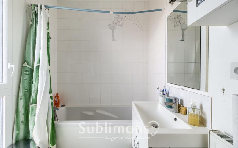 Maison - 87 m² - 4 pièces