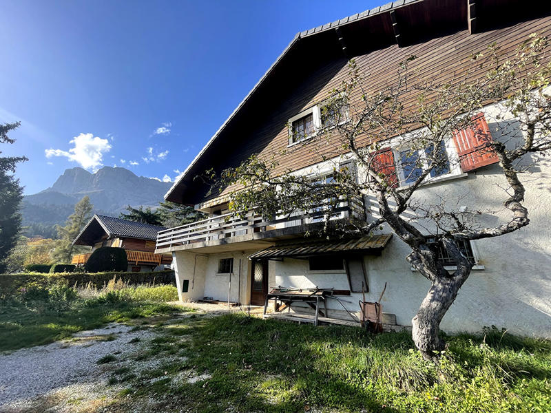 Maison - 172 m² - 7 pièces