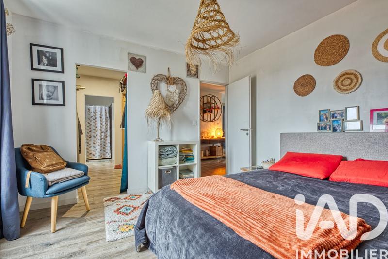 Maison - 299 m² - 11 pièces