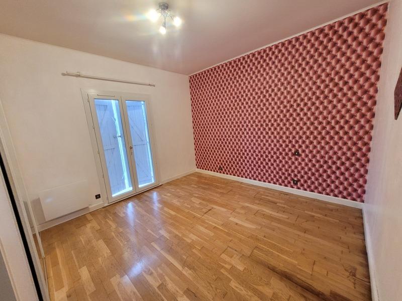 Maison - 155 m² - 6 pièces