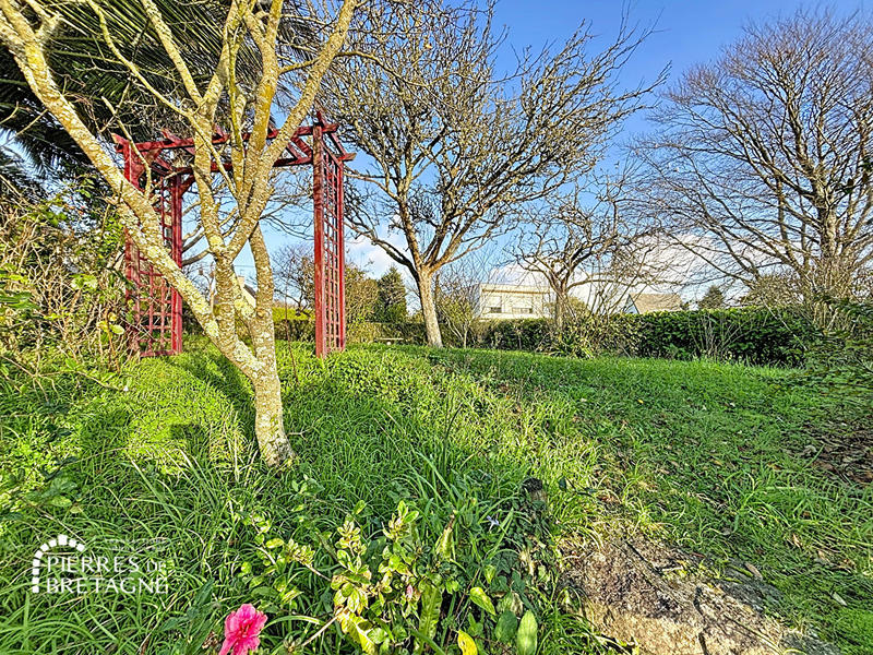 Maison - 154 m² - 9 pièces