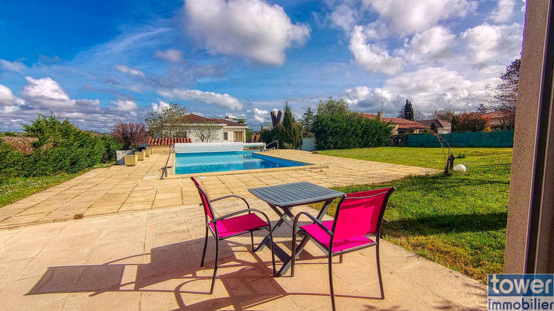 Maison - 163 m² - 6 pièces