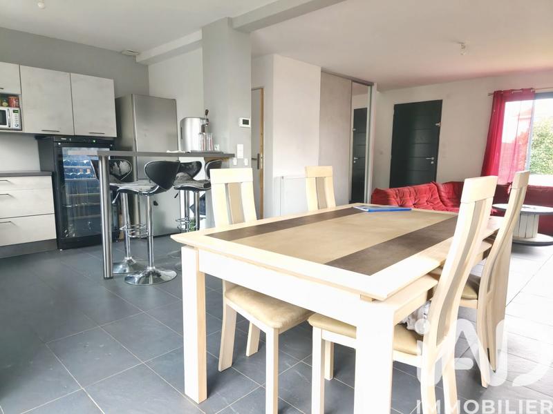 Maison - 85 m² - 4 pièces