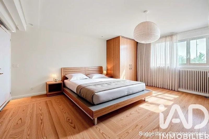 Maison - 106 m² - 5 pièces