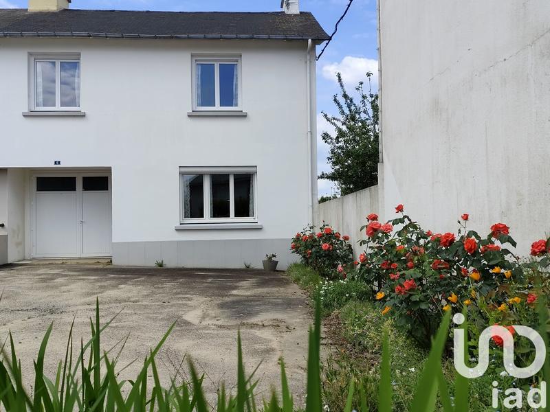 Maison - 99 m² - 5 pièces