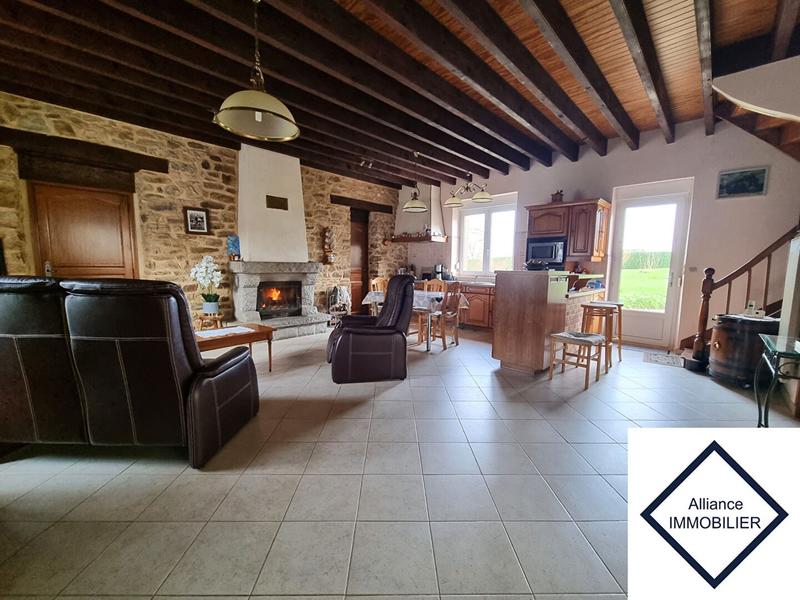 Maison - 214 m² - 7 pièces