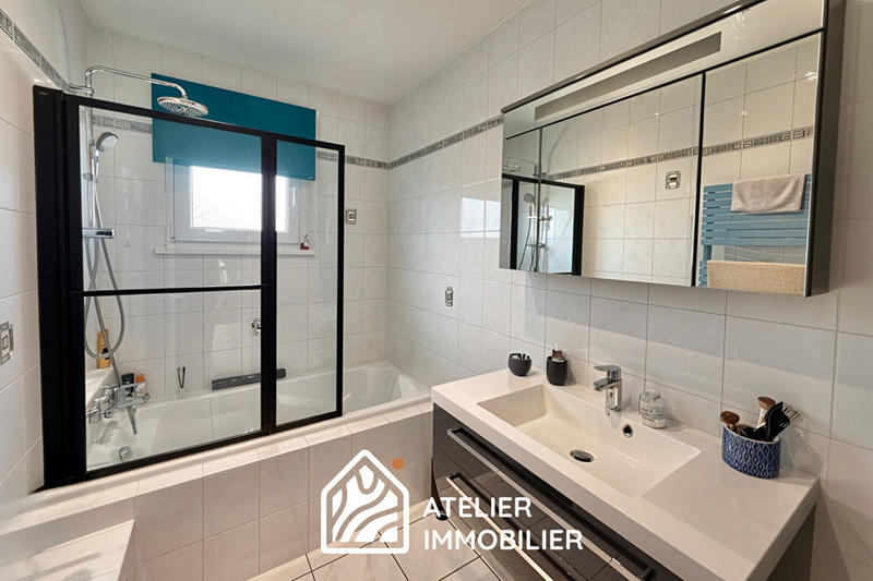 Maison - 116 m² - 6 pièces