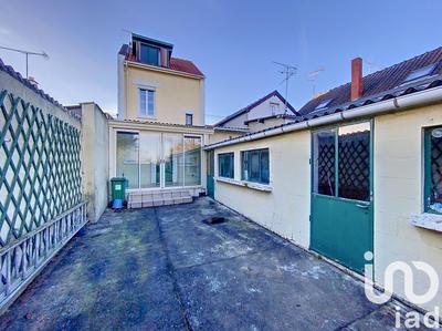 Maison de ville - 95 m² - 4 pièces