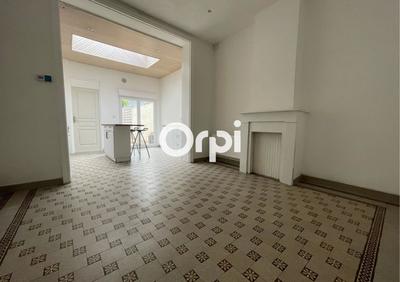 Maison - 85 m² - 4 pièces