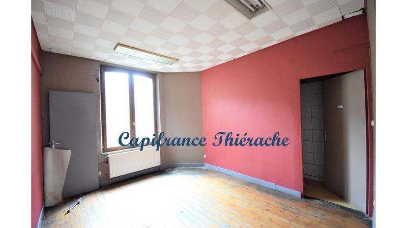 Local d'activité / Entrepôt - 141 m² - 7 pièces