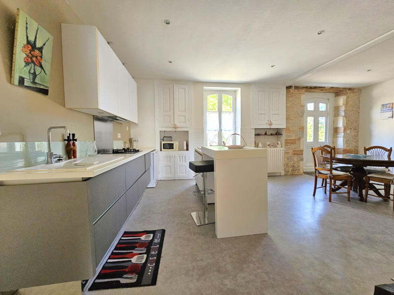 Maison - 122 m² - 6 pièces