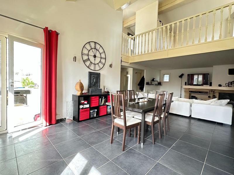 Maison - 129 m² - 5 pièces