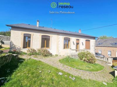 Maison - 121 m² - 6 pièces