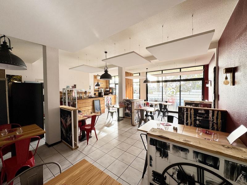 Local commercial - 88 m² - 2 pièces