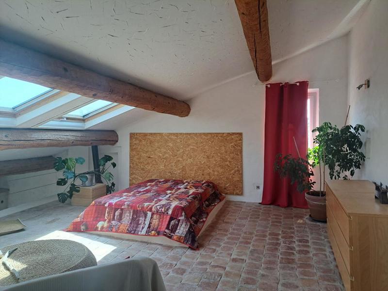 Maison - 212 m² - 8 pièces