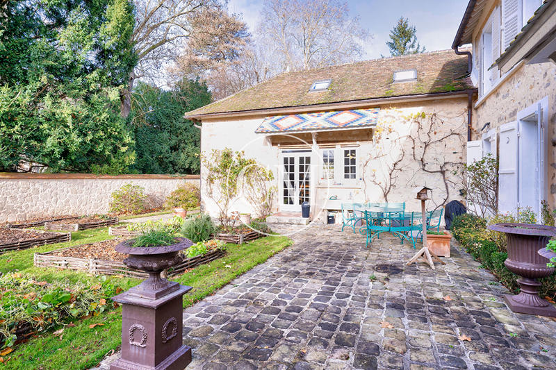 Maison bourgeoise - 520 m² - 10 pièces