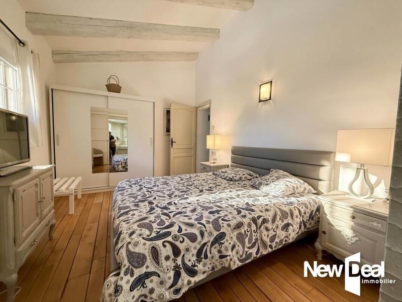 Maison - 245 m² - 7 pièces