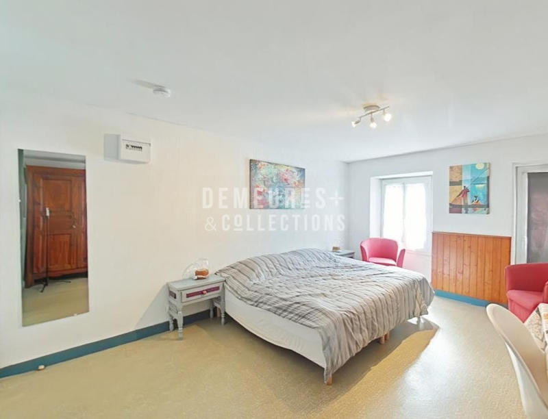 Maison ancienne - 240 m² - 12 pièces