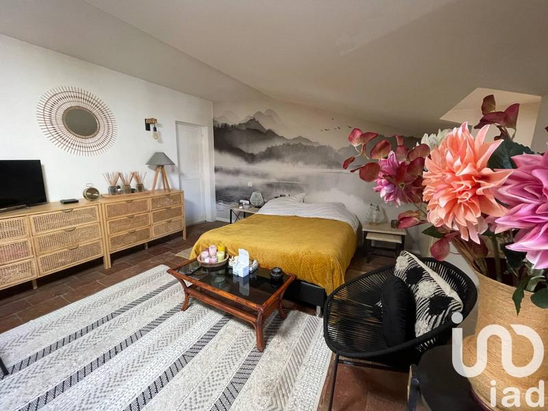 Maison - 180 m² - 6 pièces