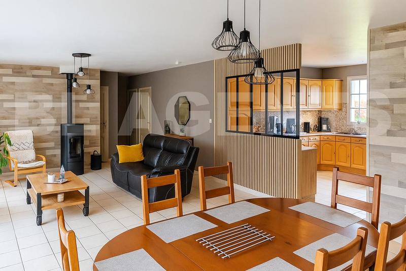 Maison contemporaine - 104 m² - 5 pièces