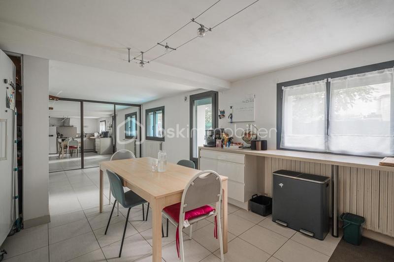 Maison - 135 m² - 6 pièces