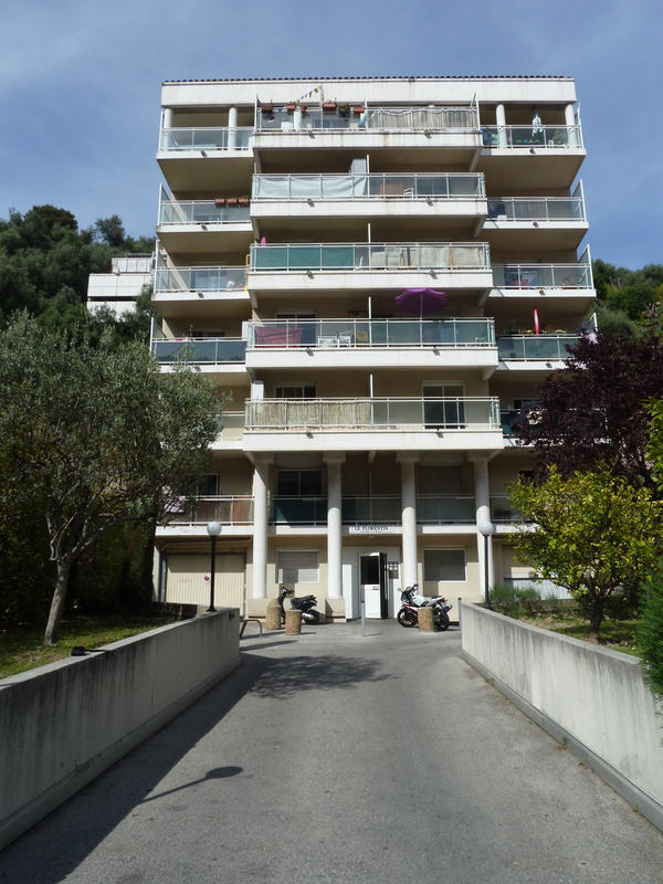 Parking / Garage - 140 m²