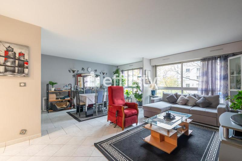 Appartement ancien - 84 m² - 4 pièces