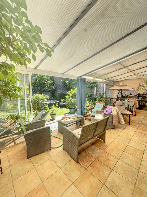 Maison - 289 m² - 8 pièces