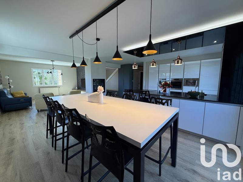 Maison - 149 m² - 7 pièces