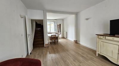 Maison - 72 m² - 4 pièces