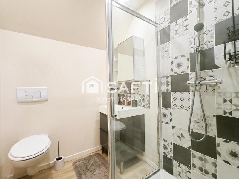 Maison - 200 m² - 10 pièces