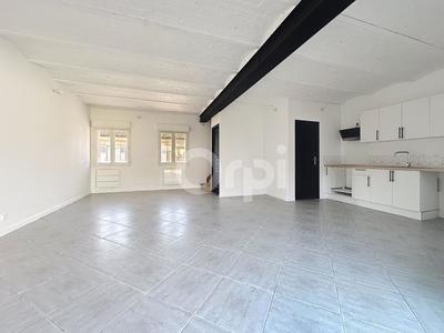 Maison - 83 m² - 3 pièces