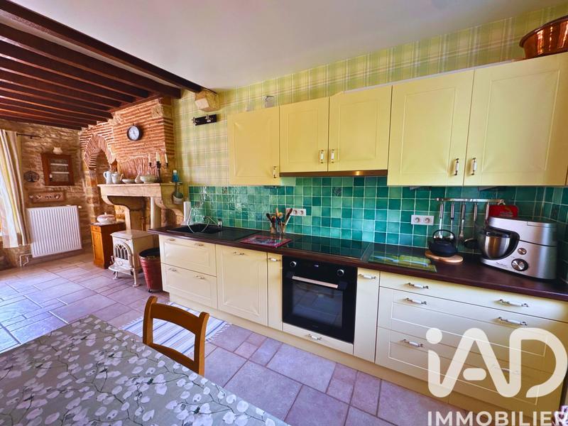 Maison - 197 m² - 7 pièces