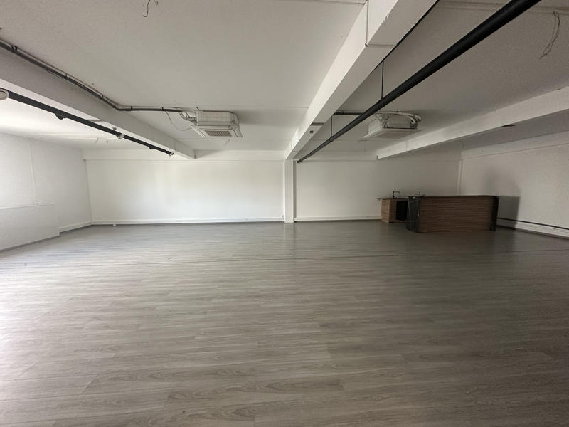 Local commercial - 560 m²