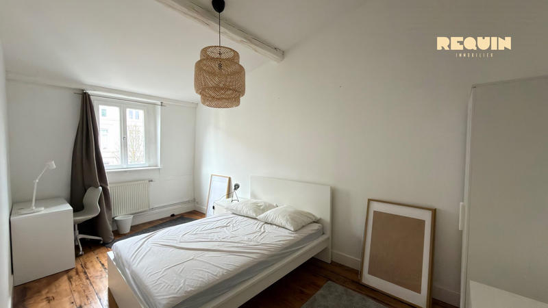 Maison - 185 m² - 8 pièces