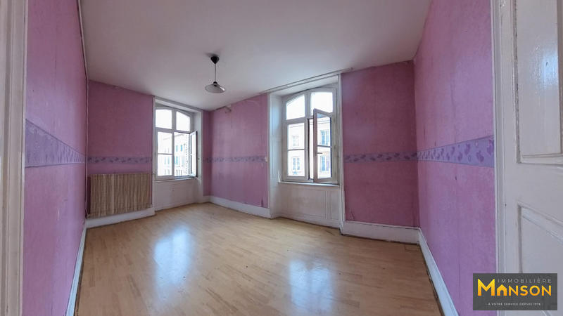 Appartement - 131 m² - 6 pièces