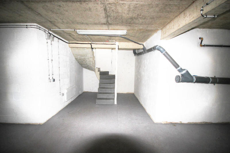 Local commercial - 82 m² - 2 pièces