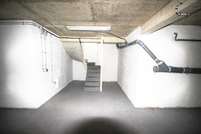 Local commercial - 82 m² - 2 pièces