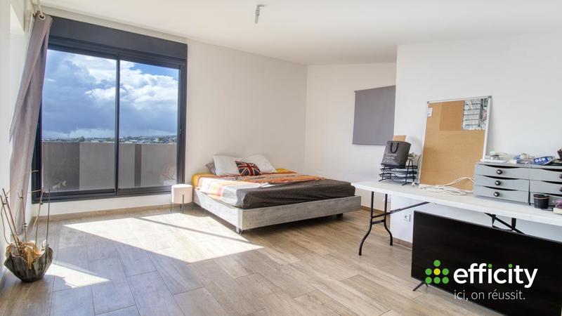 Maison - 149 m² - 5 pièces