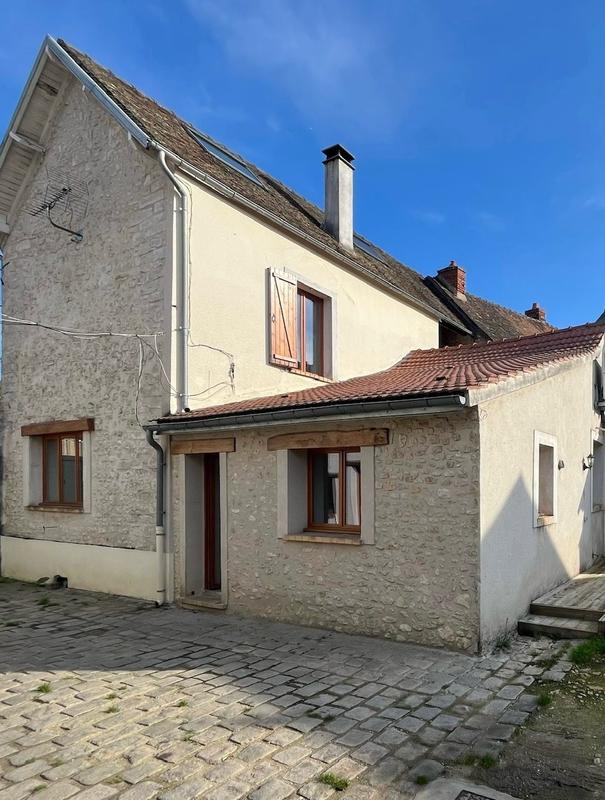 Maison ancienne - 94 m² - 5 pièces