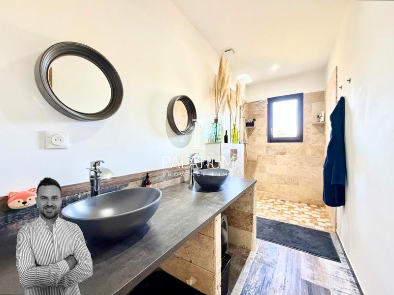 Villa - 167 m² - 4 pièces