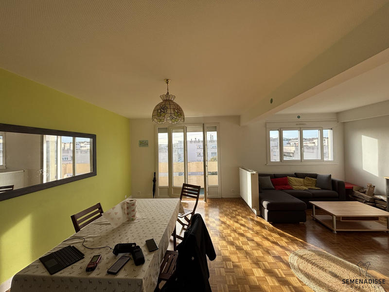 Appartement - 89 m² - 4 pièces