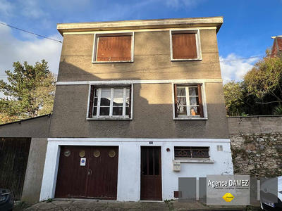 Maison - 84 m² - 5 pièces