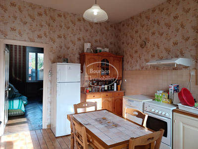 Appartement - 139 m² - 7 pièces