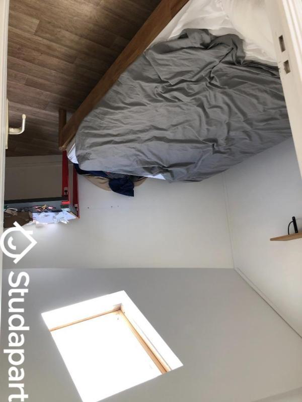 Chambre - 9 m² - 1 pièce