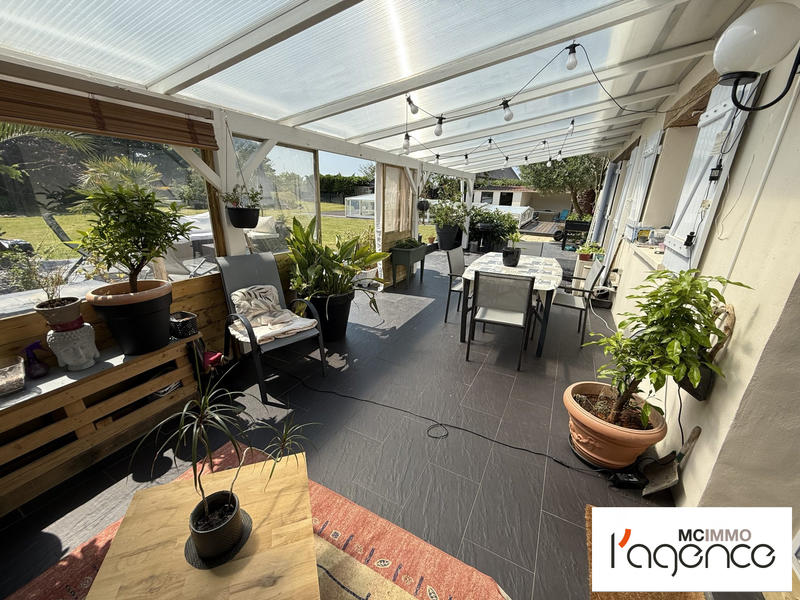 Maison traditionnelle - 170 m² - 6 pièces